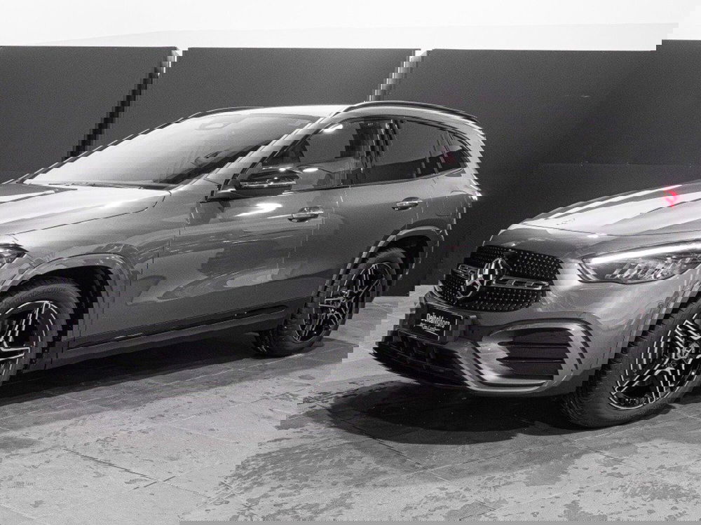 Mercedes-Benz GLA SUV nuova a Ancona