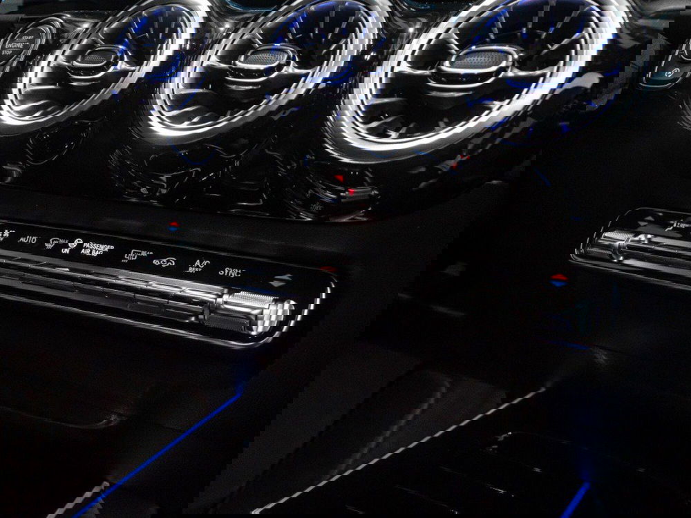 Mercedes-Benz GLA SUV nuova a Ancona (20)