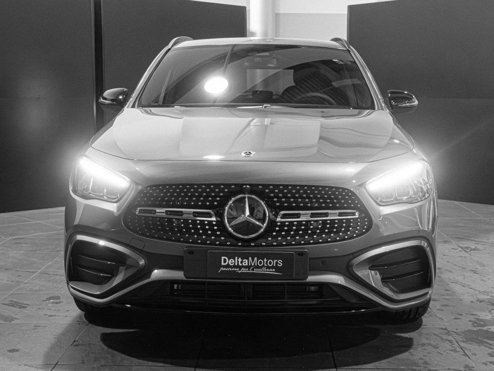 Mercedes-Benz GLA SUV nuova a Ancona (5)
