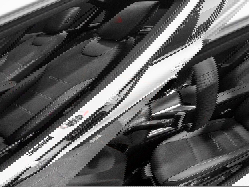 Mercedes-Benz GLA SUV nuova a Ancona (13)