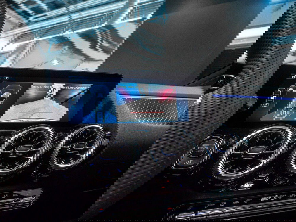 Mercedes-Benz GLA SUV nuova a Ancona (16)