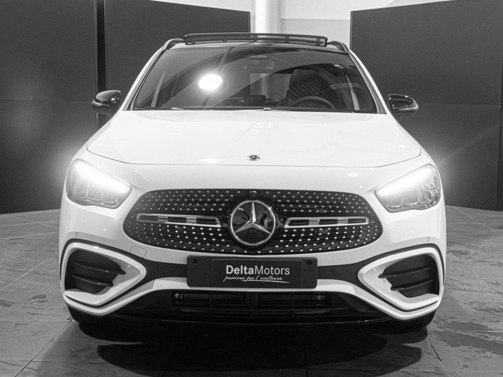 Mercedes-Benz GLA SUV nuova a Ancona (5)