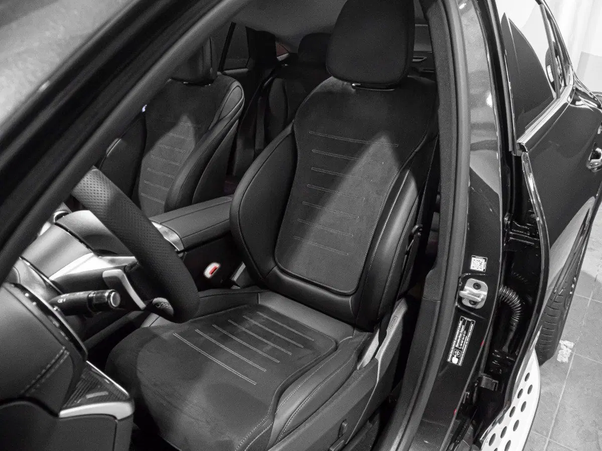 Mercedes-Benz GLC Coupé nuova a Ancona (12)