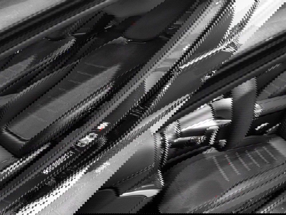 Mercedes-Benz GLC Coupé nuova a Ancona (12)