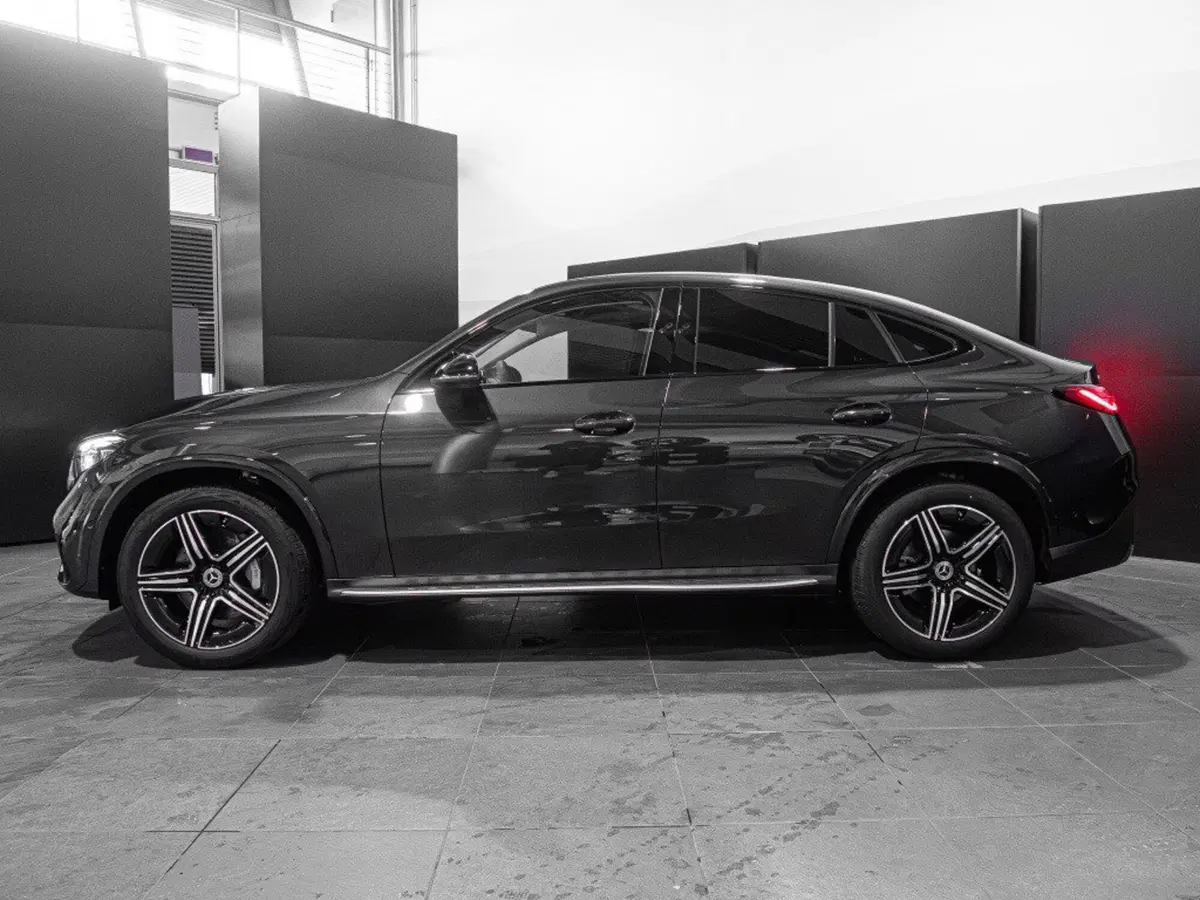 Mercedes-Benz GLC Coupé nuova a Ancona (2)