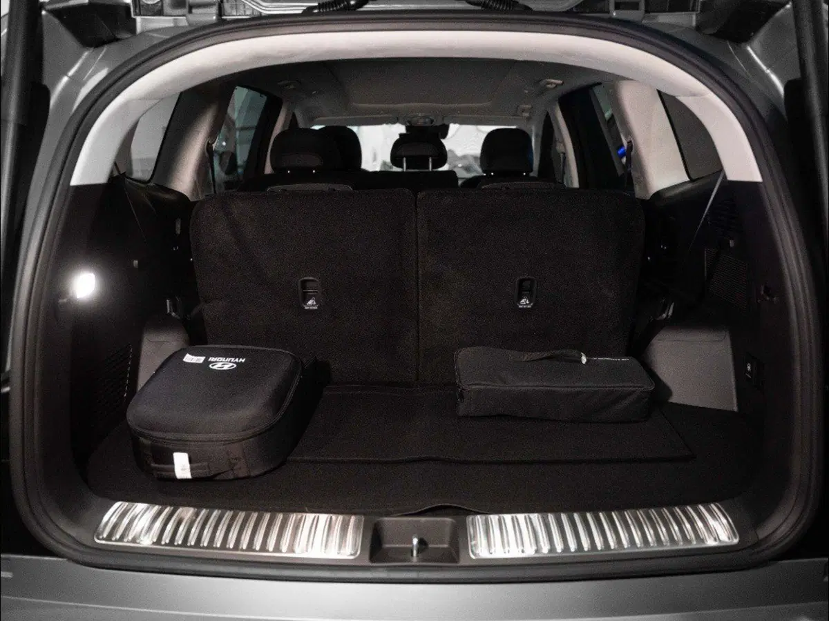 Hyundai Ioniq 9 nuova a Ancona (10)