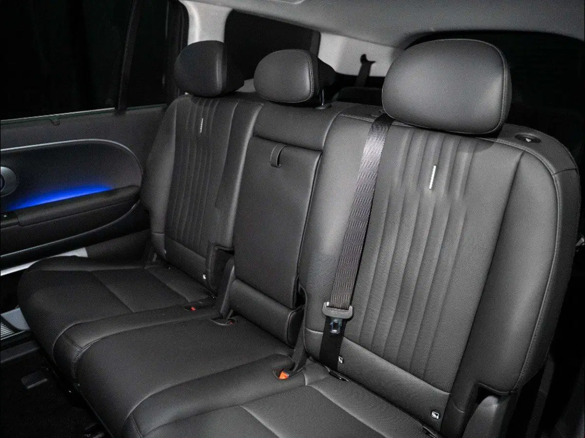 Hyundai Ioniq 9 nuova a Ancona (12)