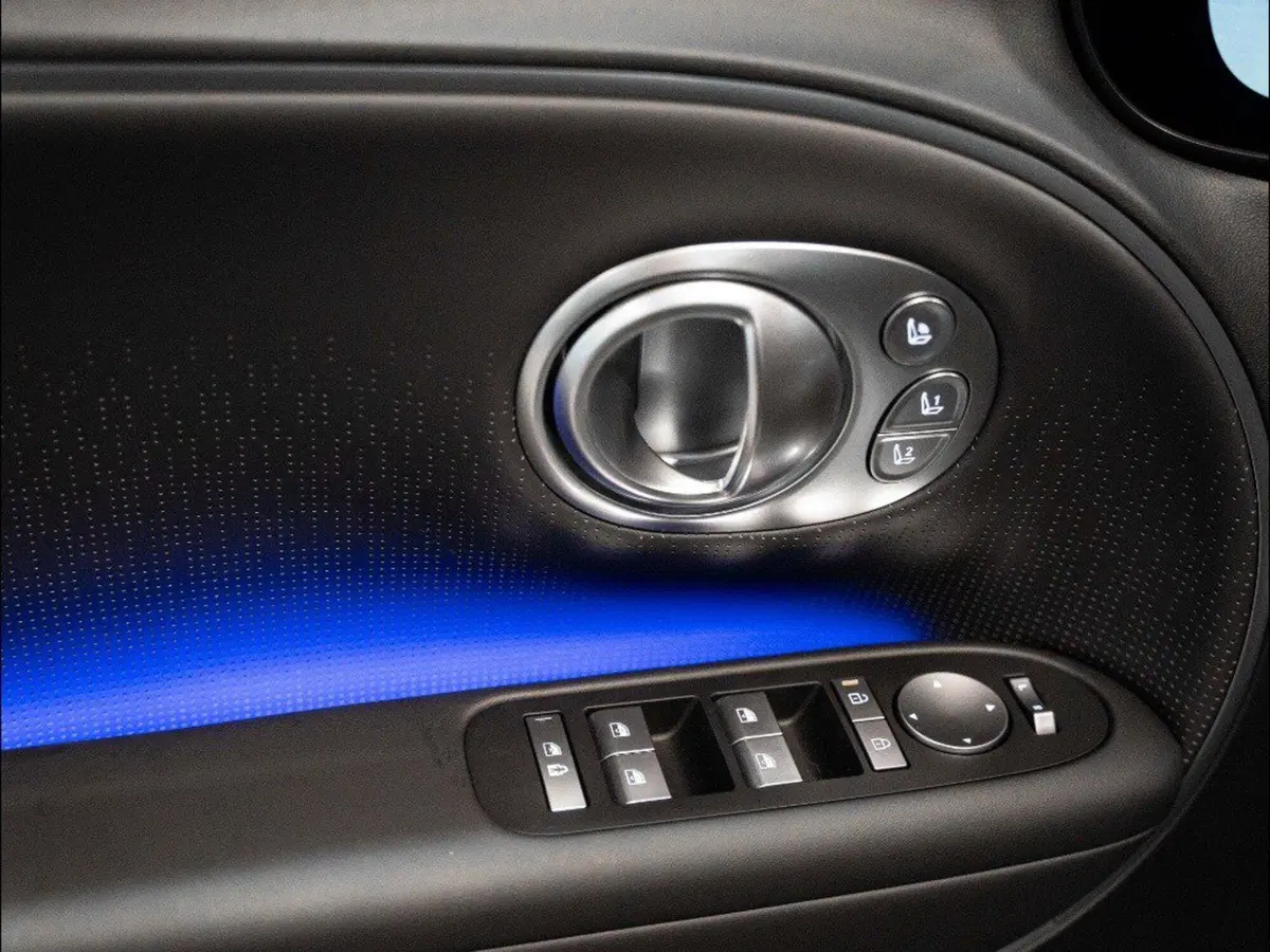 Hyundai Ioniq 9 nuova a Ancona (15)