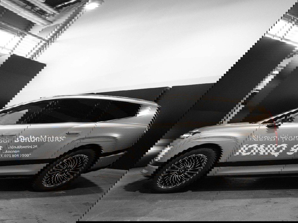 Hyundai Ioniq 9 nuova a Ancona (2)