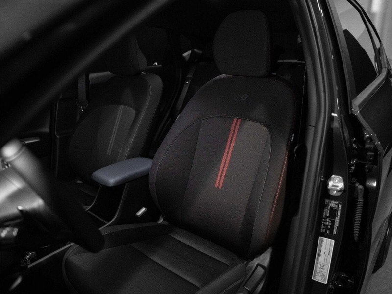 Hyundai Kona nuova a Ancona (10)