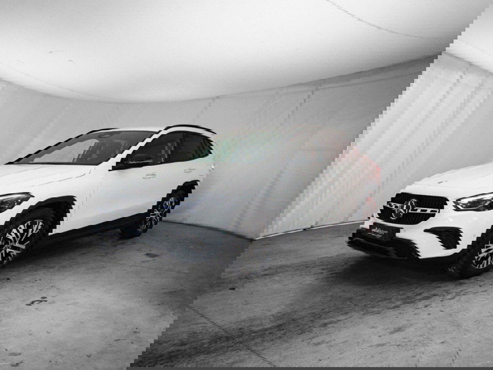 Mercedes-Benz GLA SUV nuova a Ancona