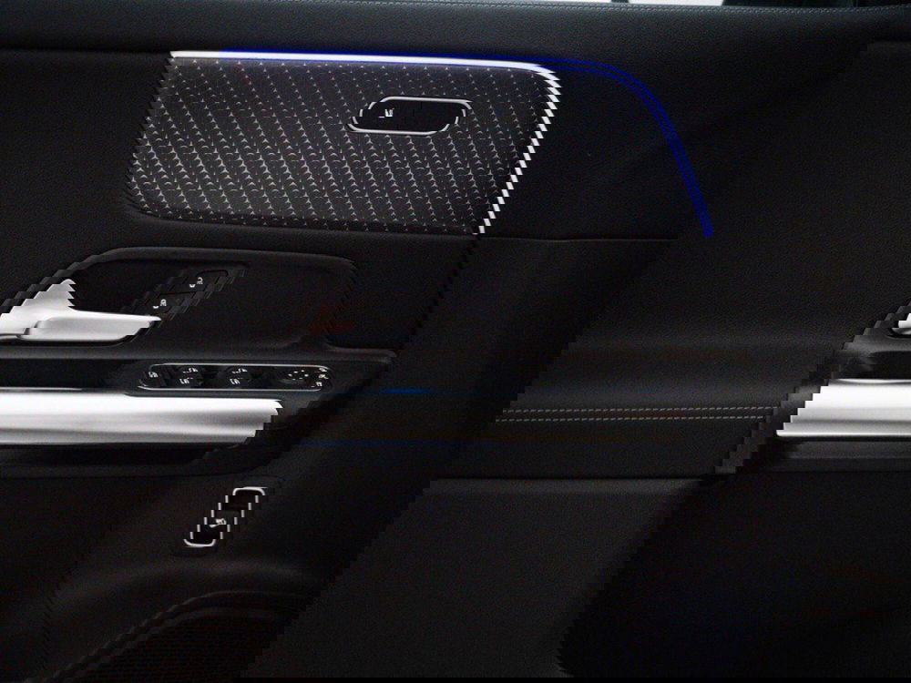 Mercedes-Benz GLA SUV nuova a Ancona (12)