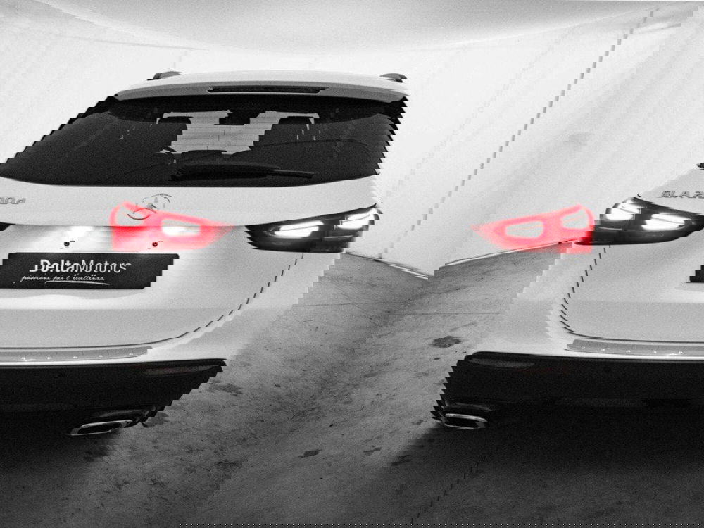 Mercedes-Benz GLA SUV nuova a Ancona (5)