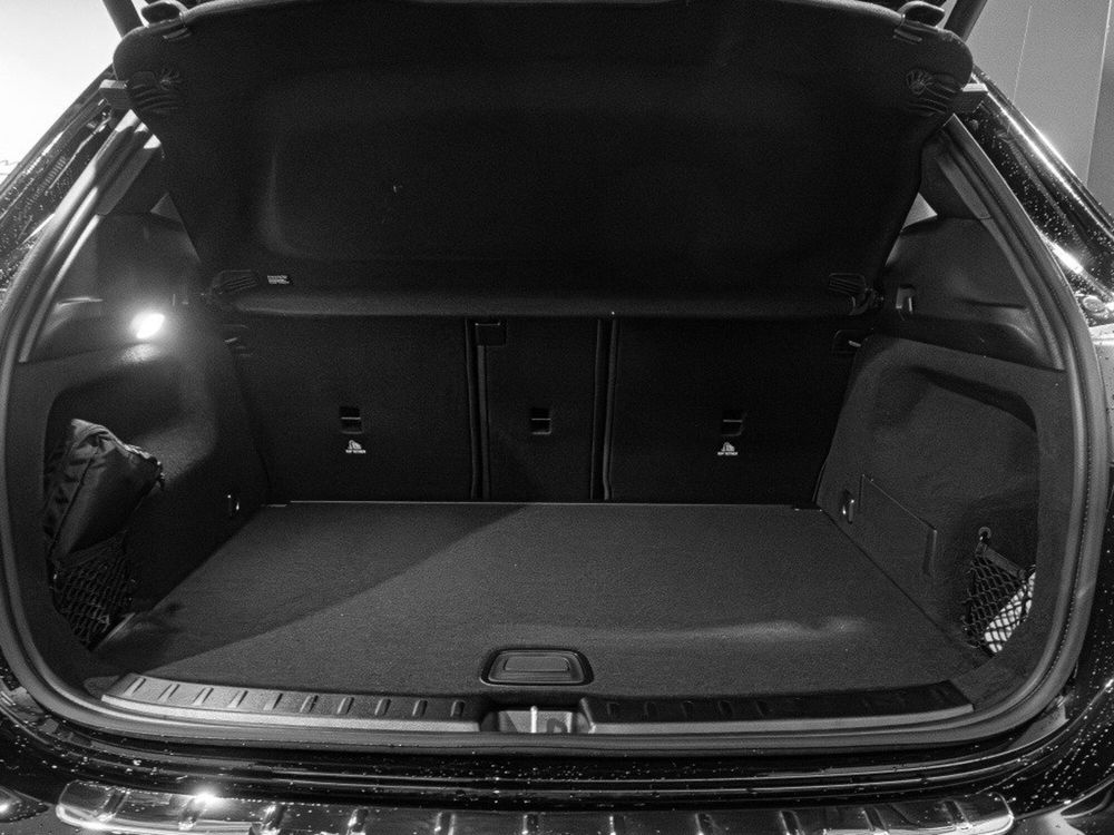 Mercedes-Benz GLA SUV nuova a Ancona (9)