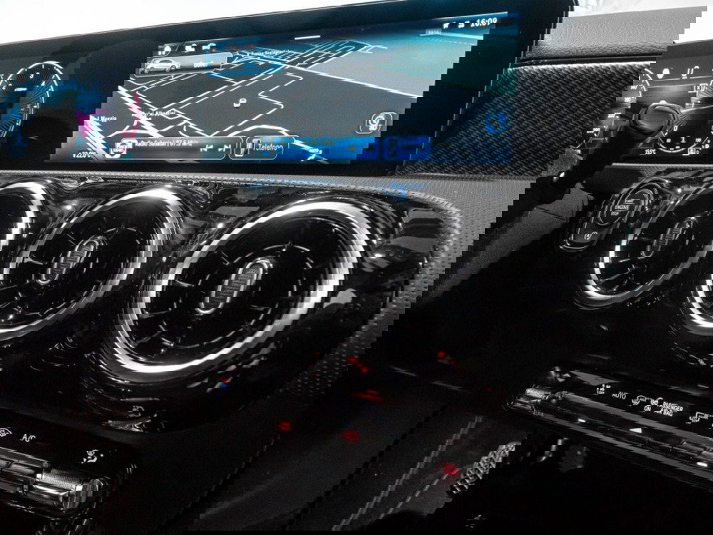 Mercedes-Benz Classe A Sedan nuova a Ancona (19)