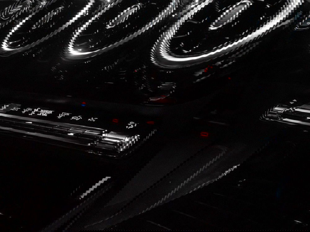 Mercedes-Benz Classe A Sedan nuova a Ancona (20)