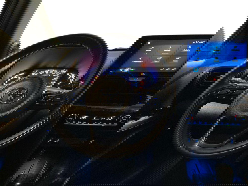 Toyota Yaris Cross usata a Ancona (11)