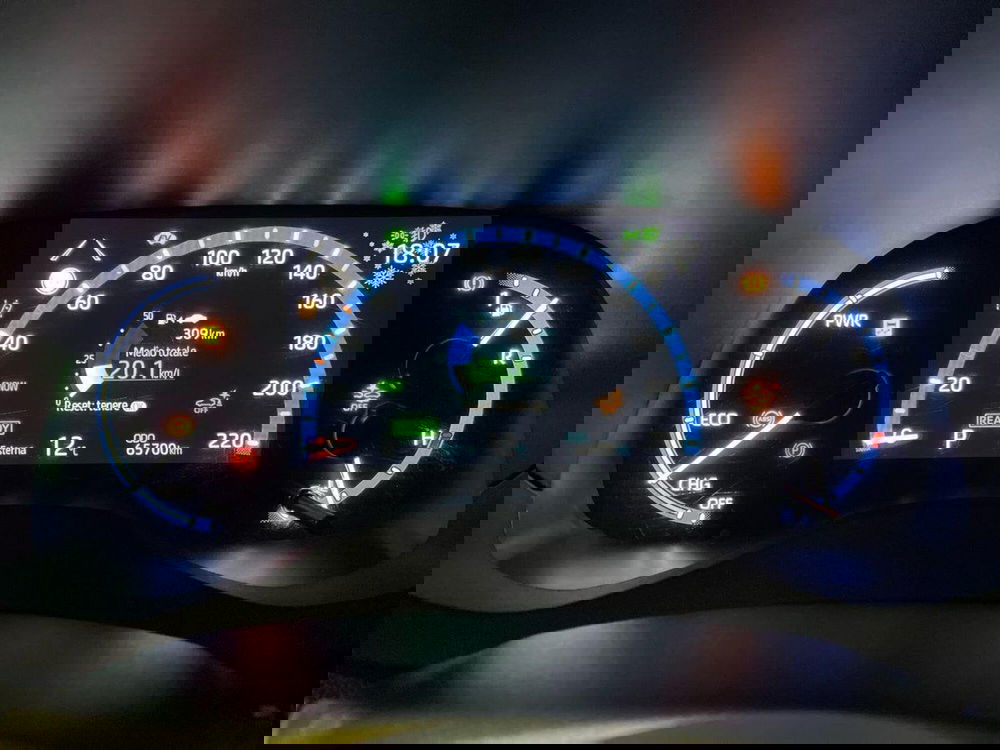 Toyota Yaris Cross usata a Ancona (9)