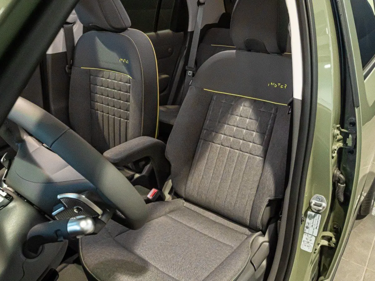 Hyundai Inster nuova a Ancona (12)