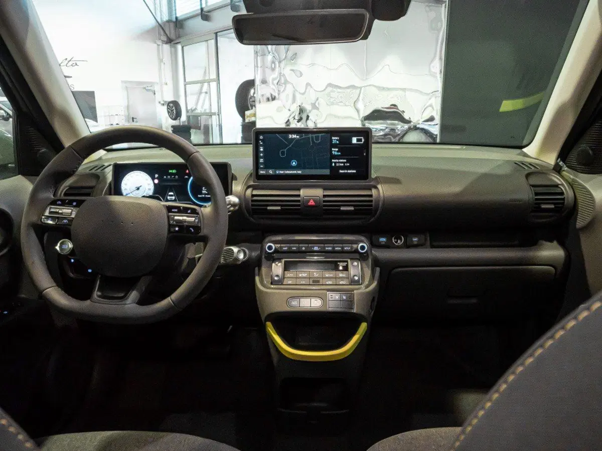 Hyundai Inster nuova a Ancona (15)