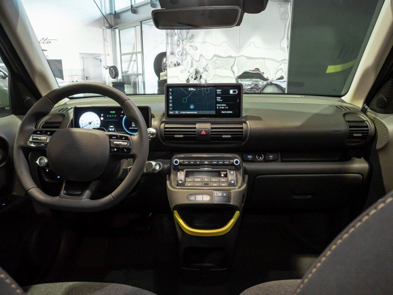 Hyundai Inster nuova a Ancona (15)