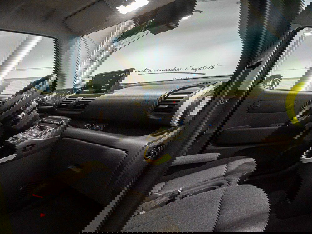 Hyundai Inster nuova a Ancona (17)