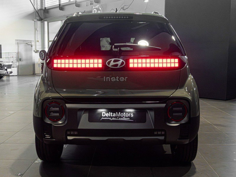 Hyundai Inster nuova a Ancona (3)