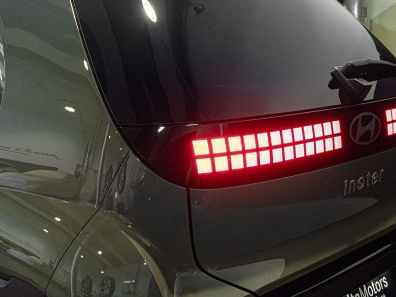 Hyundai Inster nuova a Ancona (8)