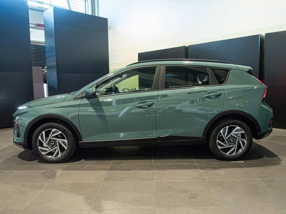 Hyundai Bayon nuova a Ancona (2)
