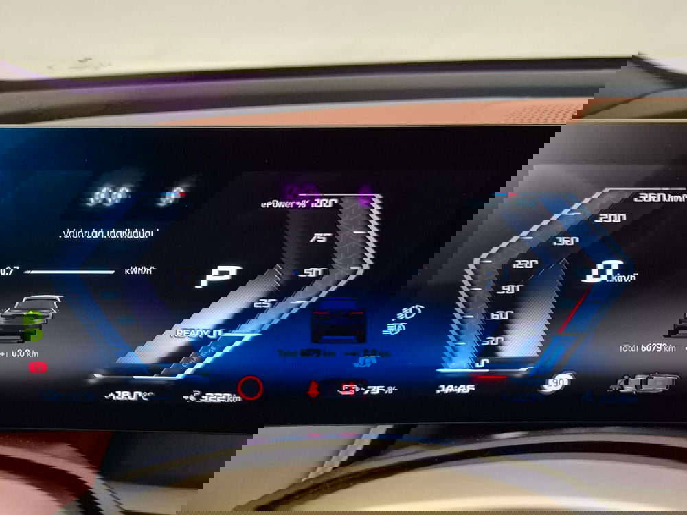 BMW iX usata a Torino (14)