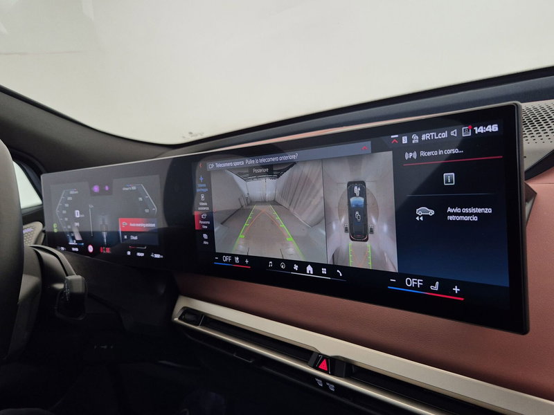 BMW iX usata a Torino (16)