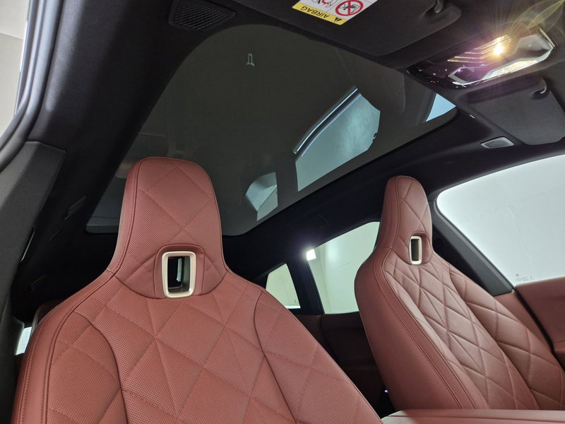 BMW iX usata a Torino (17)