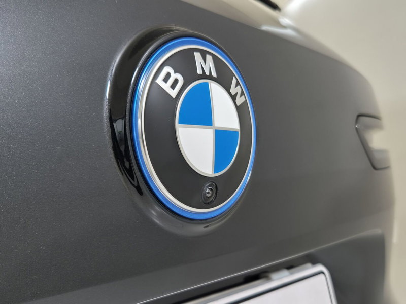 BMW iX usata a Torino (19)