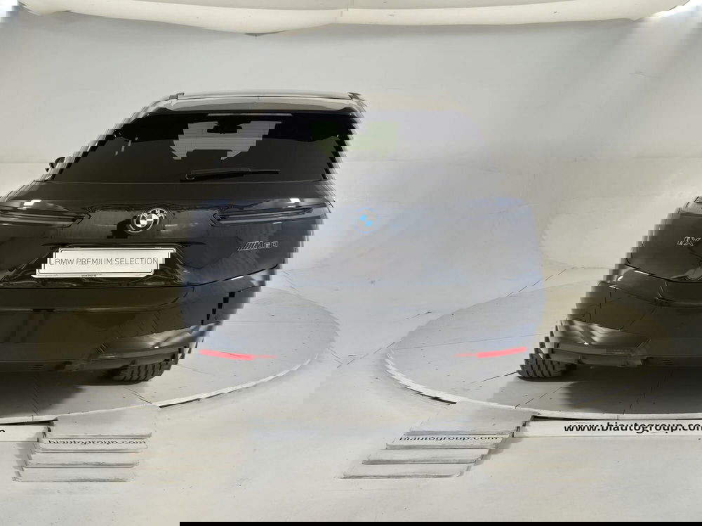 BMW iX usata a Torino (3)