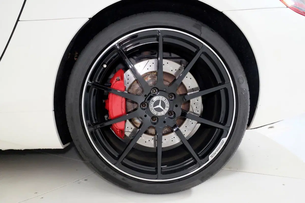 Mercedes-Benz SLS usata a Torino (13)