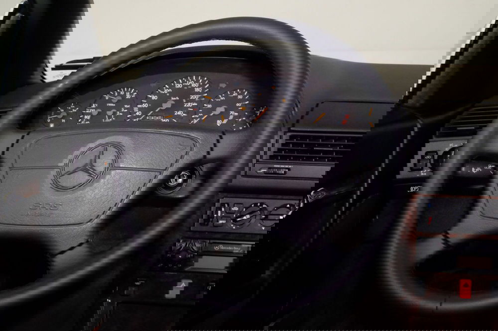 Mercedes-Benz SL usata a Torino (10)