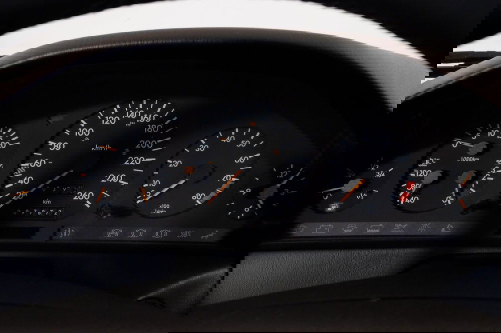 Mercedes-Benz SL usata a Torino (15)