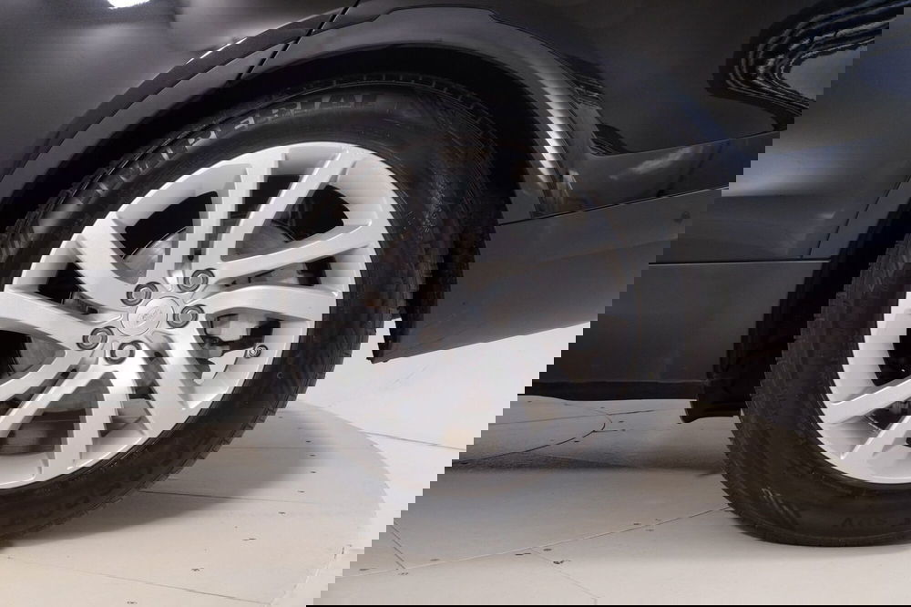 Land Rover Discovery usata a Torino (9)