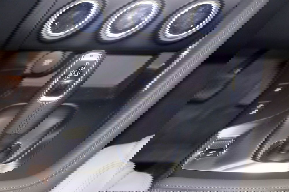 Jaguar E-Pace usata a Torino (10)