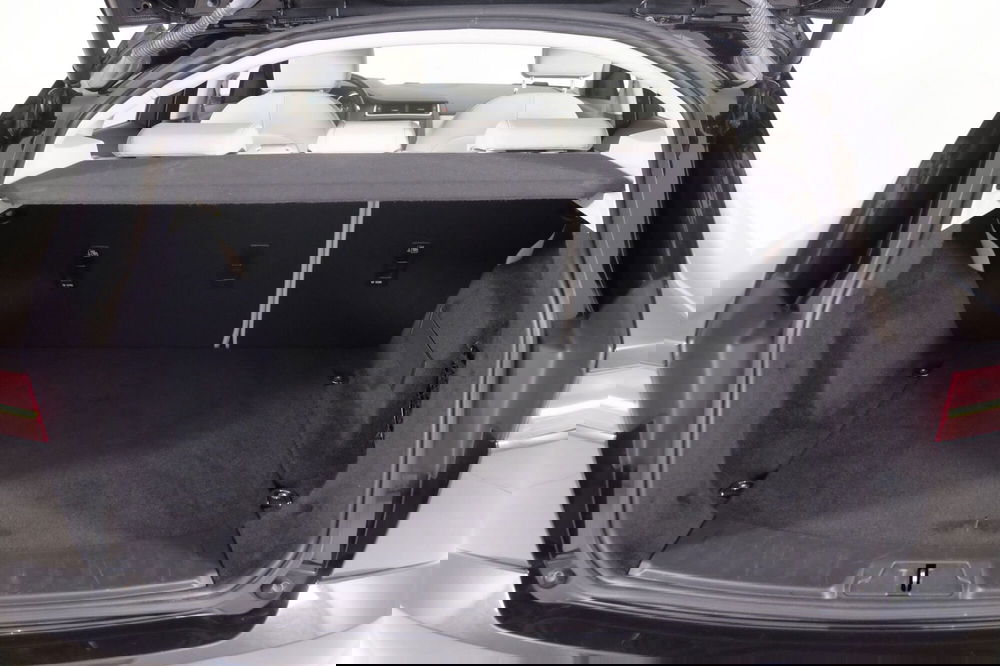 Jaguar E-Pace usata a Torino (12)