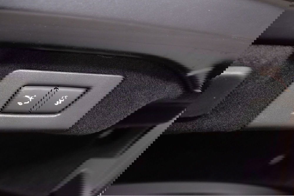 Maserati Ghibli usata a Torino (19)