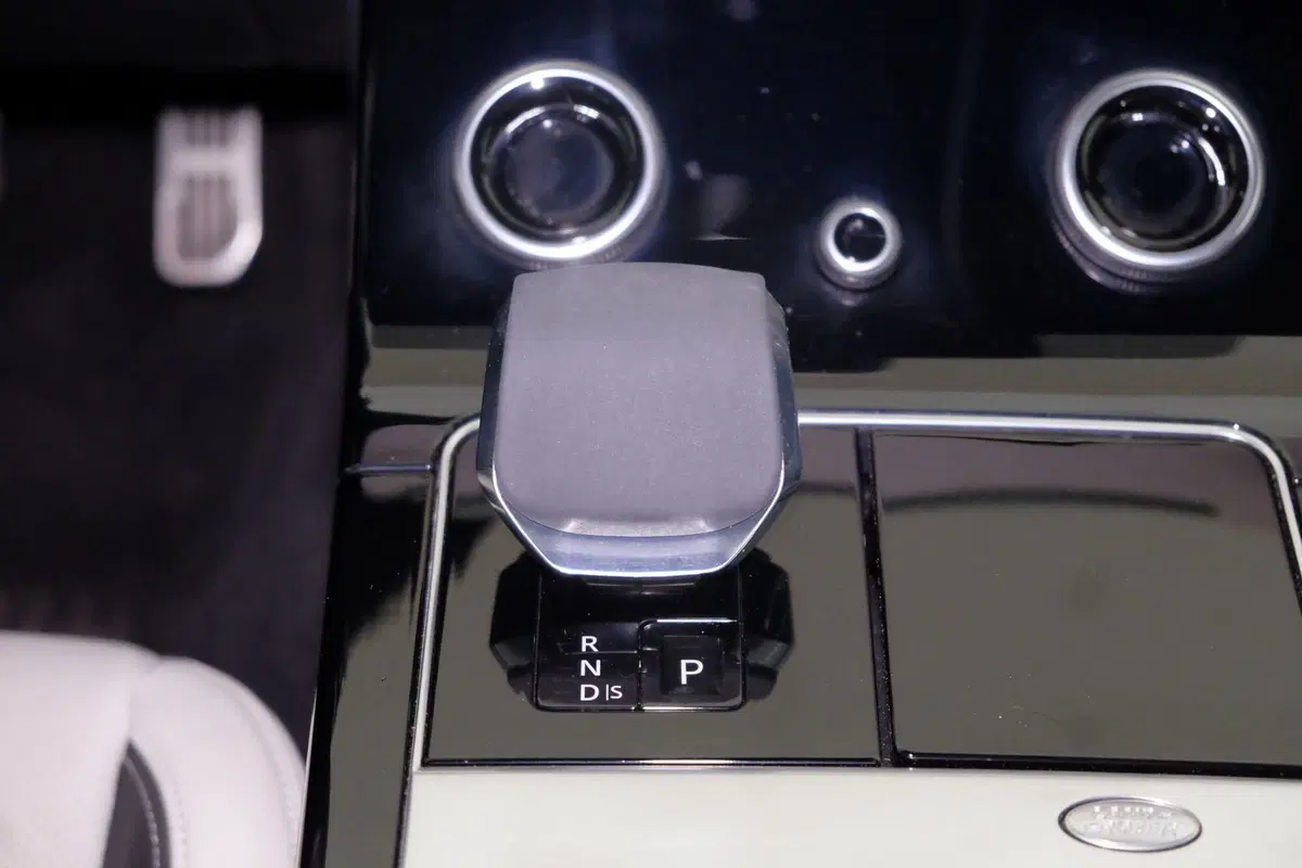 Land Rover Range Rover Velar usata a Torino (10)