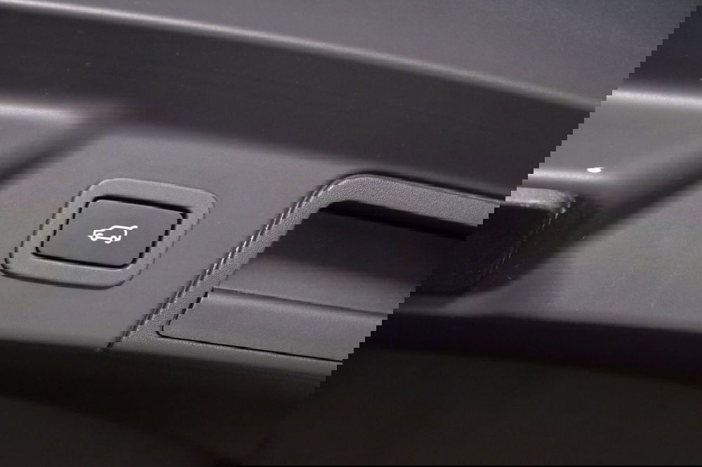 Land Rover Range Rover Velar usata a Torino (18)