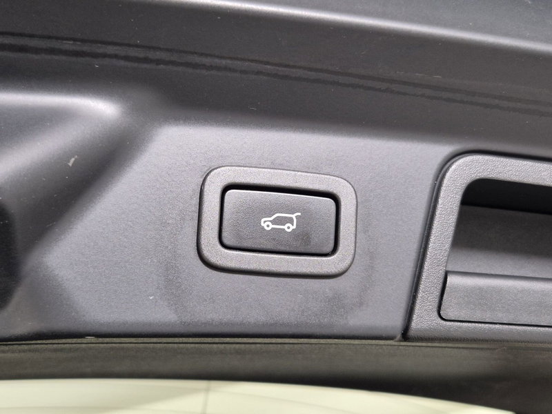 Land Rover Range Rover Velar usata a Torino (20)