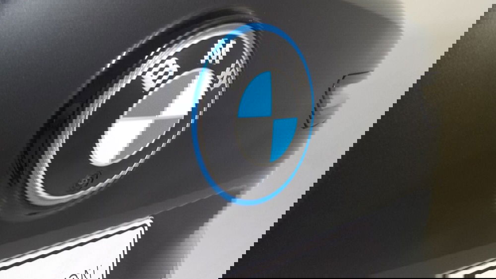 BMW iX usata a Torino (19)