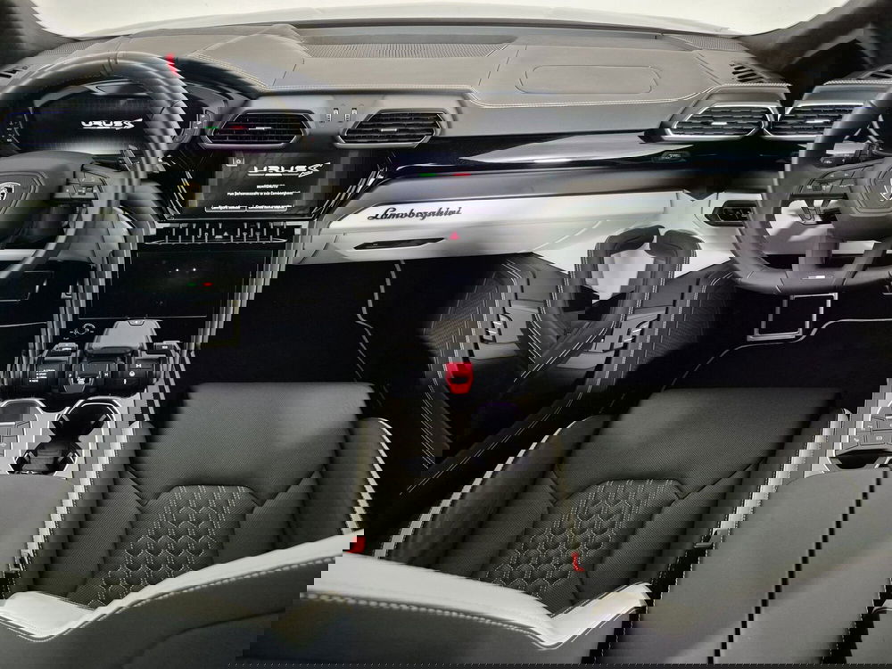 Lamborghini Urus usata a Torino (8)