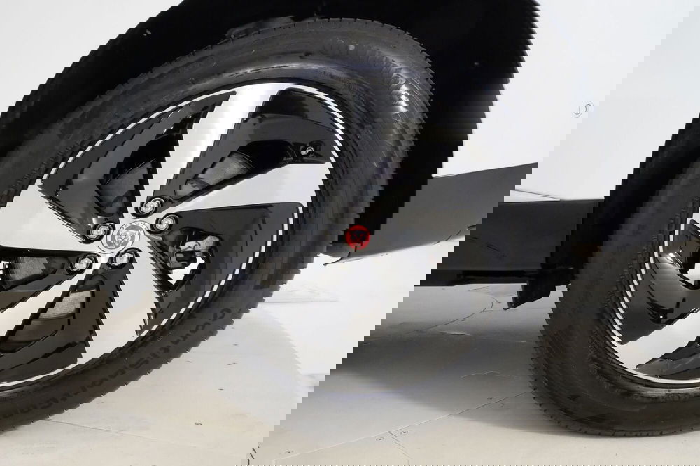 Jaguar F-Pace usata a Torino (9)