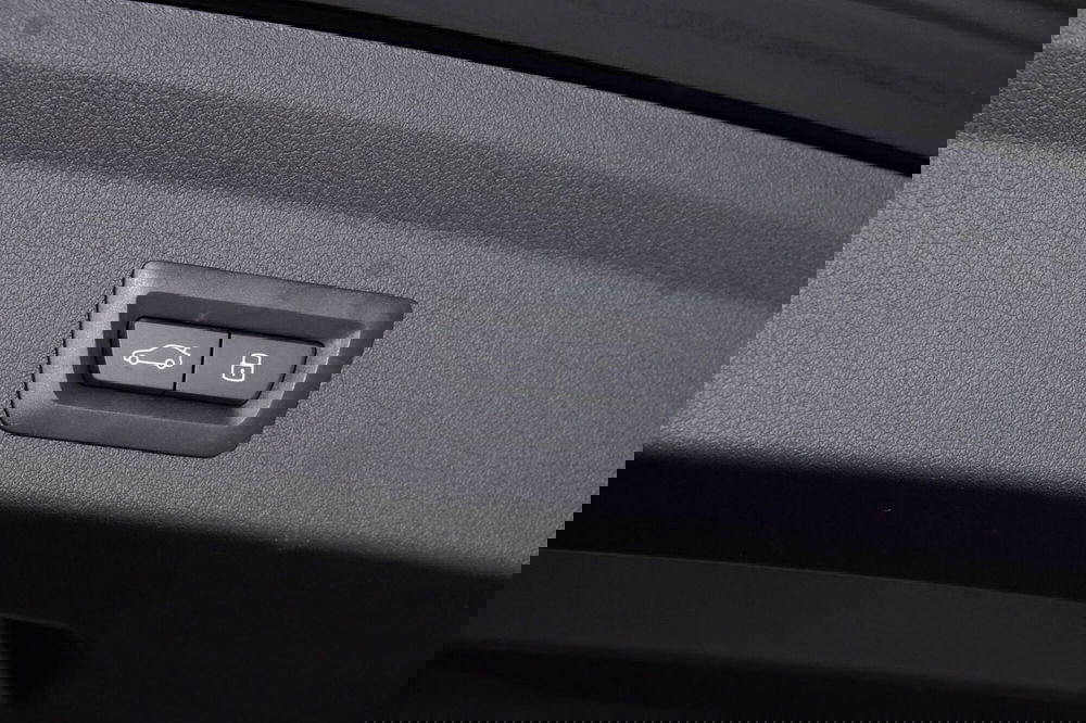 BMW Serie 1 nuova a Torino (18)