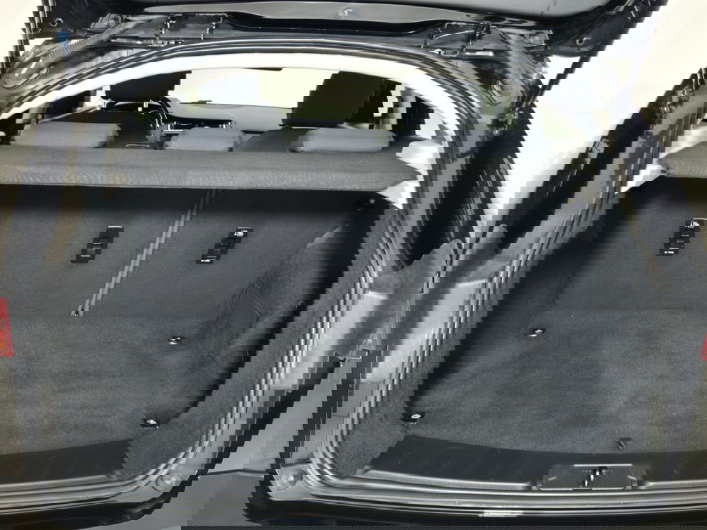 Jaguar E-Pace usata a Torino (12)