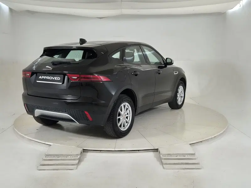 Jaguar E-Pace usata a Torino (2)